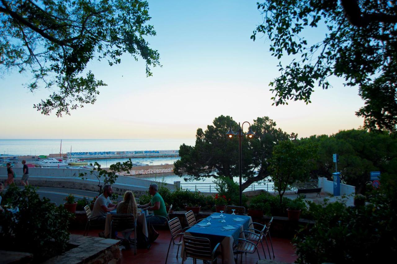 Albergo Miramare Cala Gonone Exteriör bild