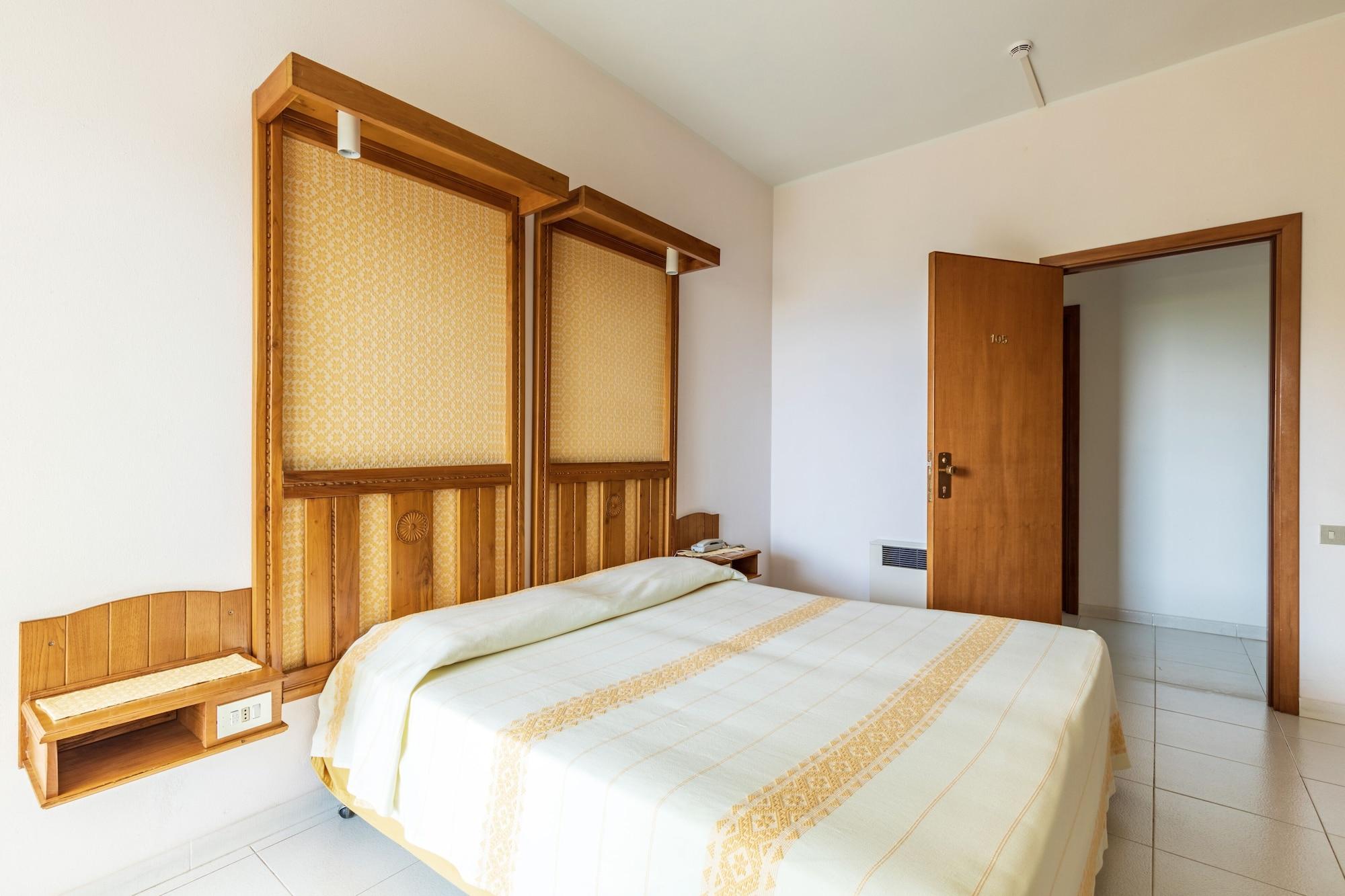 Albergo Miramare Cala Gonone Exteriör bild